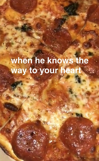 Kylie Jenner, 21st, Birthday, Pizza